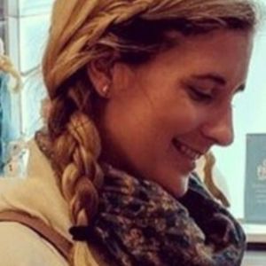 Meet your Posher, Whitney